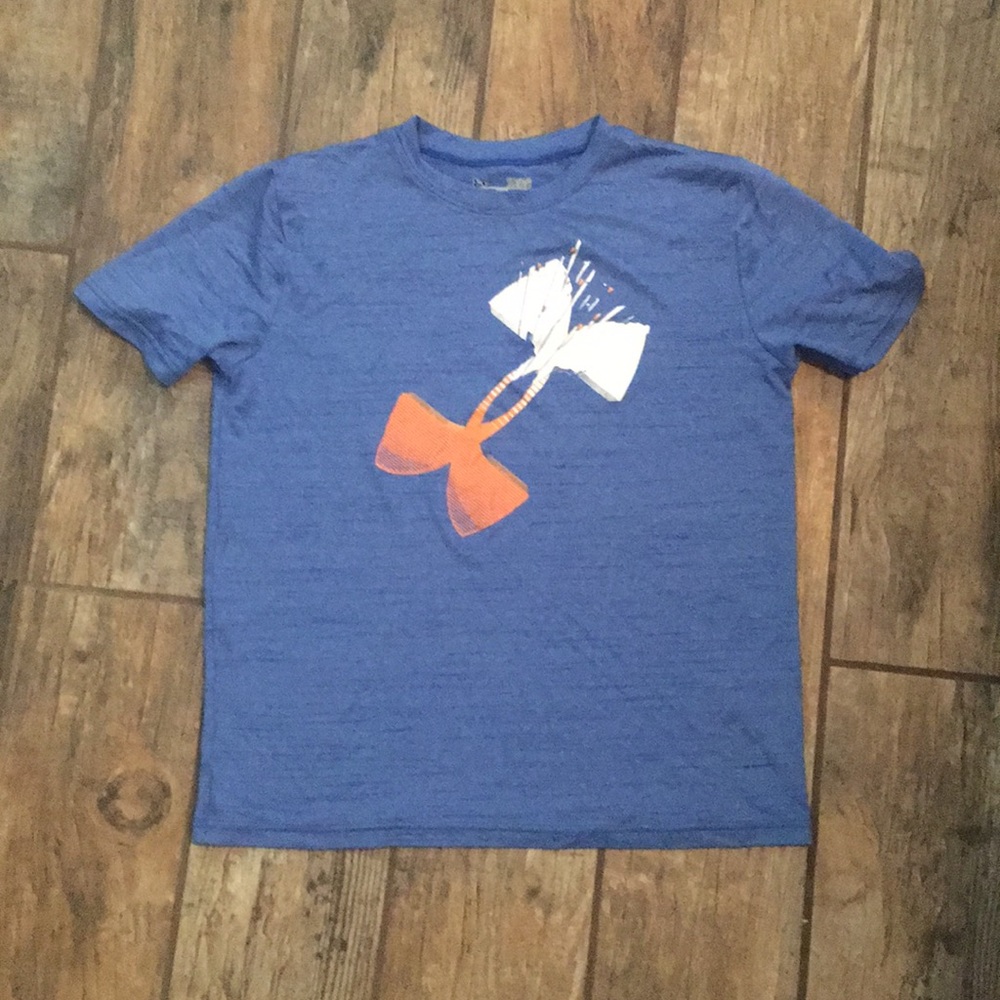 Boys YLG Under Armor shirt